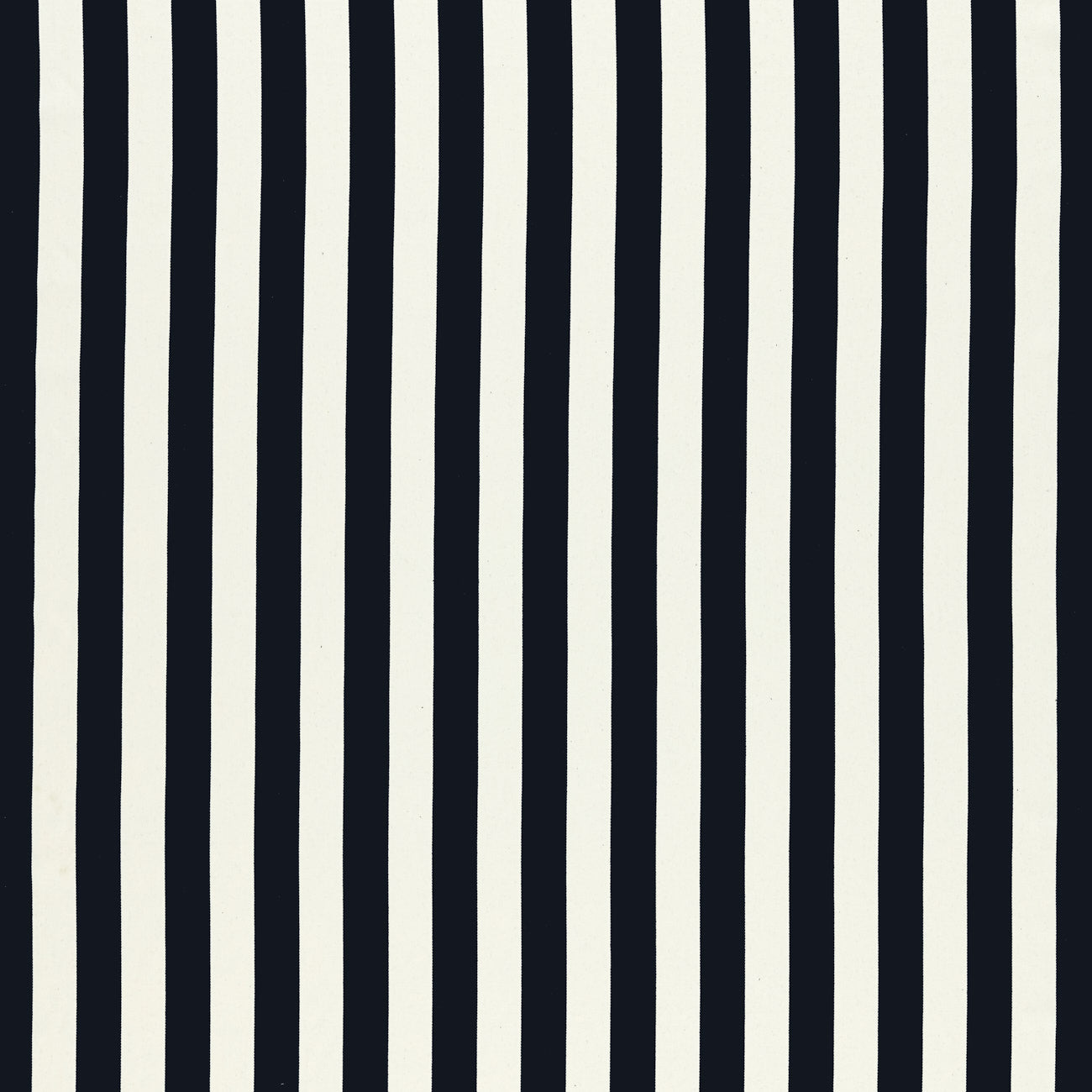 Edgeworth - Portland Ebony