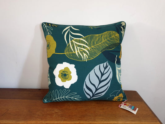 Levande Leaf Pattern Cotton Scatter Cushion Cover